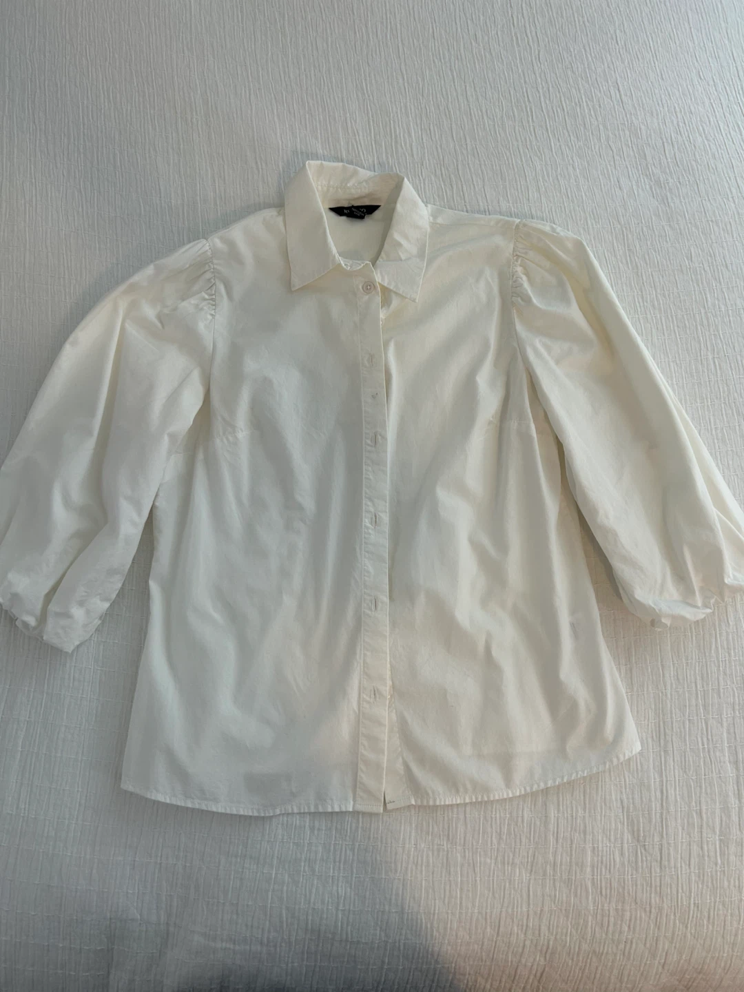 RW&CO. White Puff Sleeve Button-Up Shirt