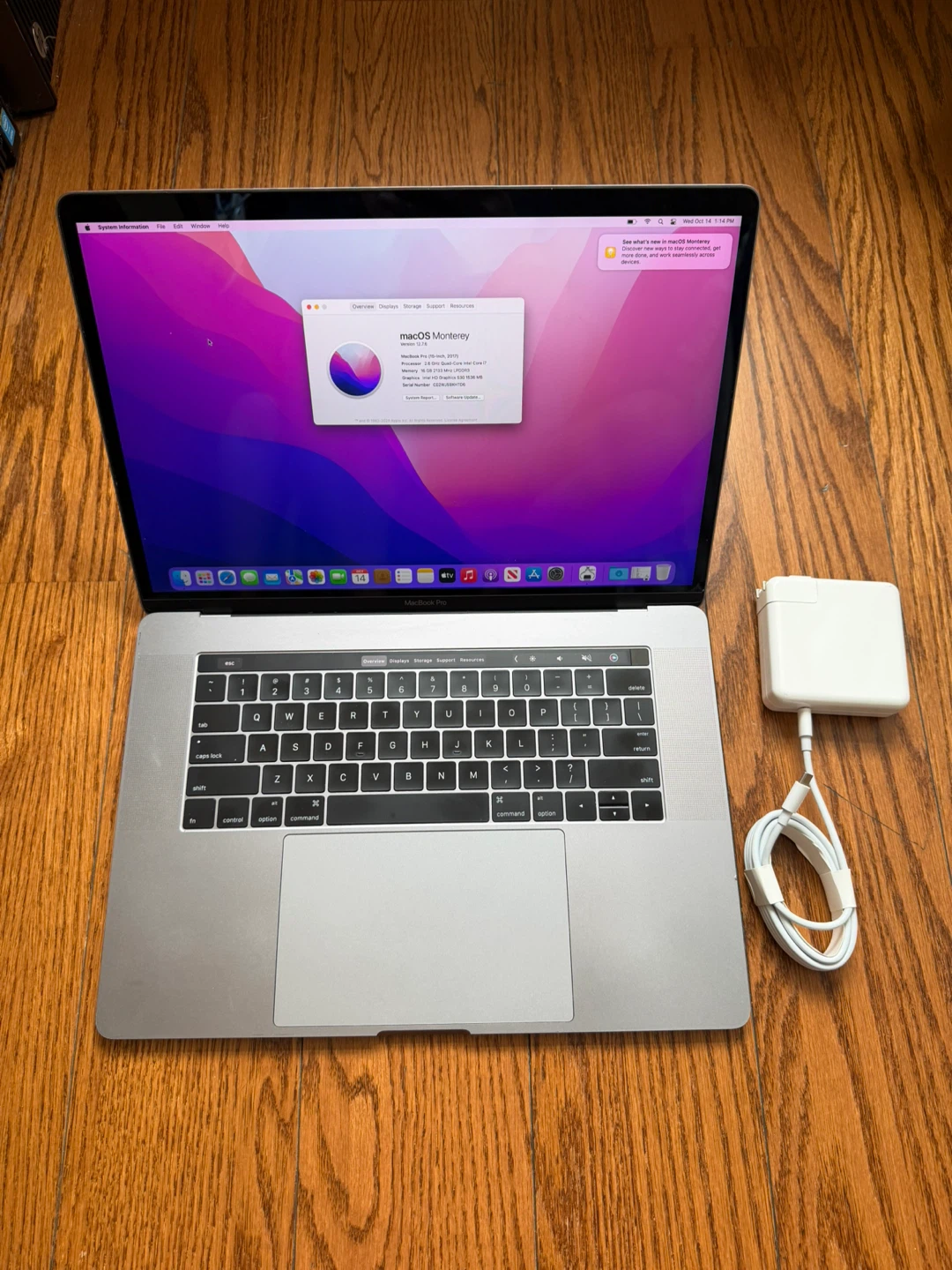 Apple MacBook Pro 2017 15 inch 16GB RAM good Battery