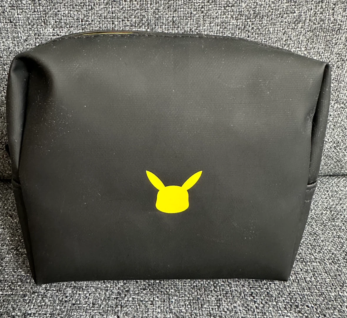 Brand NEW Anker 65W Pikachu USB Charger Set - photo 3