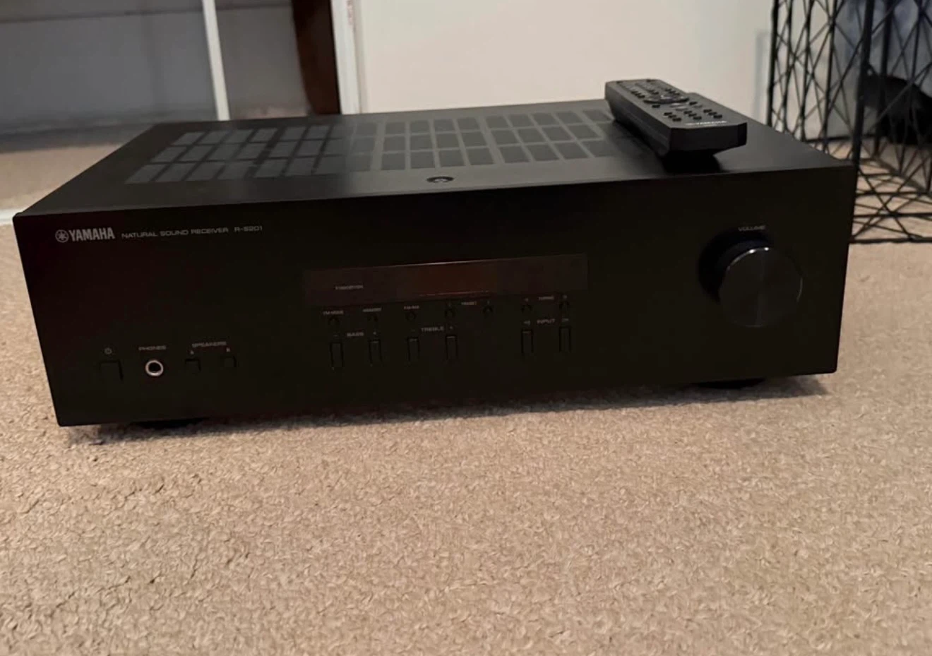 Yamaha Natural Sound Receiver R-S201