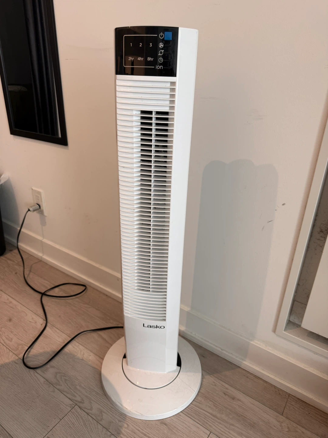 Lasko White Tower Fan