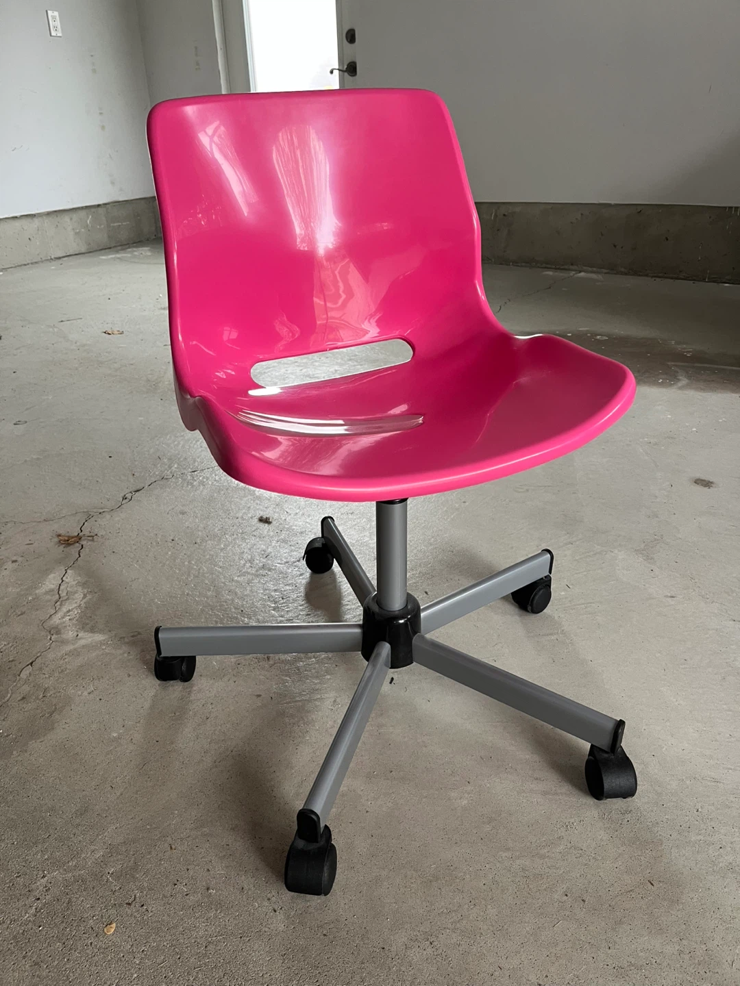 Pink Swivel Chair