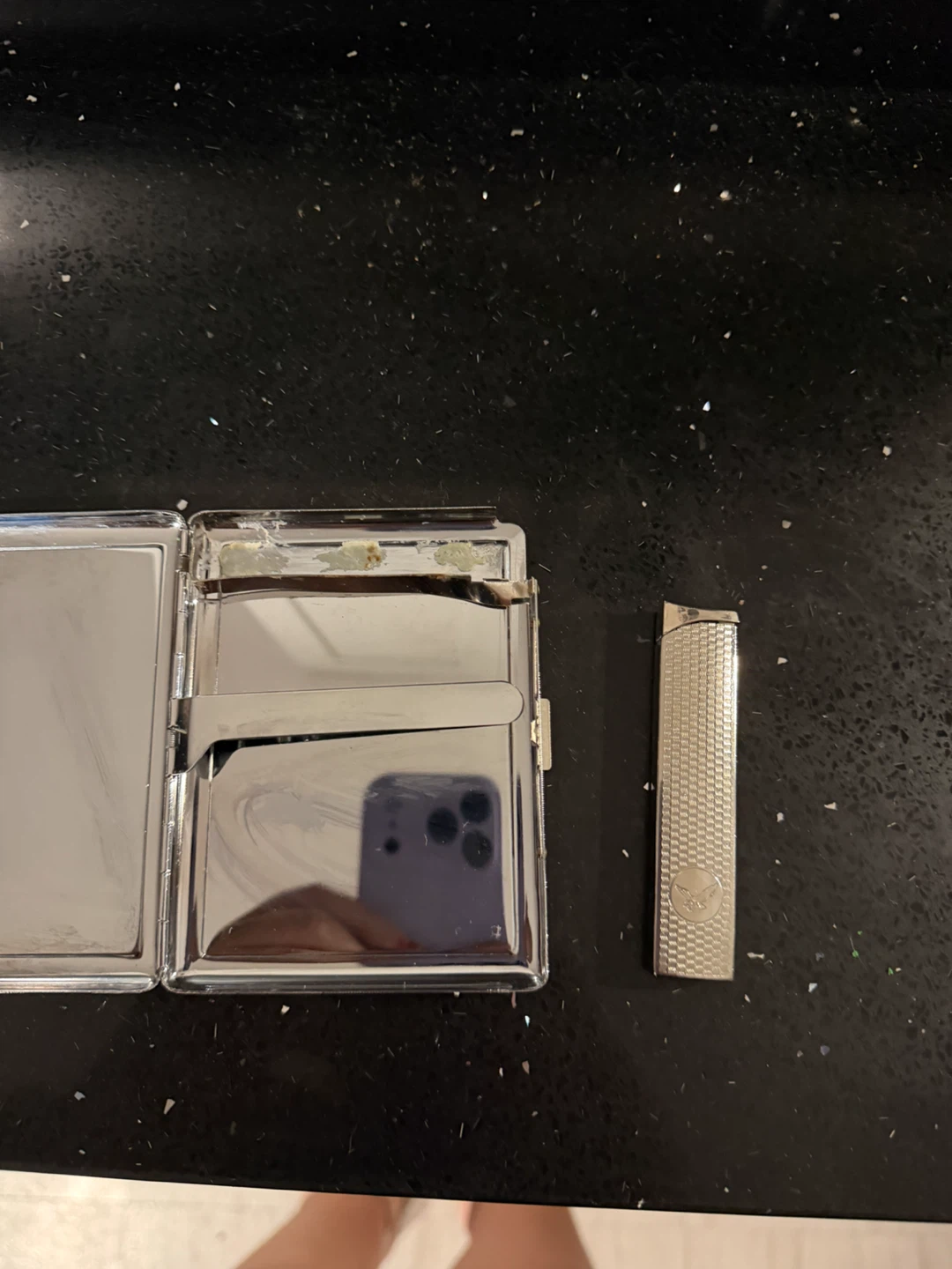 Vintage Coca-Cola Cigarette Case and Lighter Set - photo 5