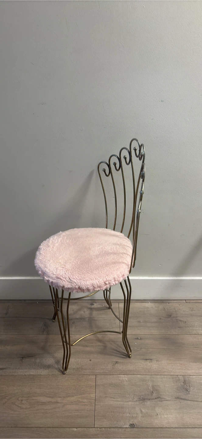Vintage Style Metal Vanity Chair with Pink Cushion - photo 3