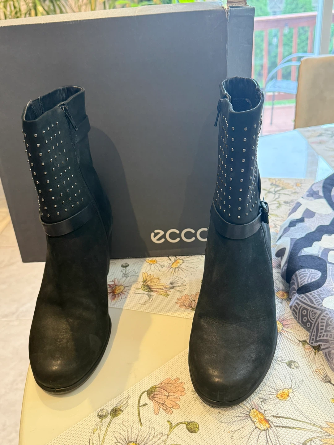 Ecco Women's Studded Black Boots - photo 2