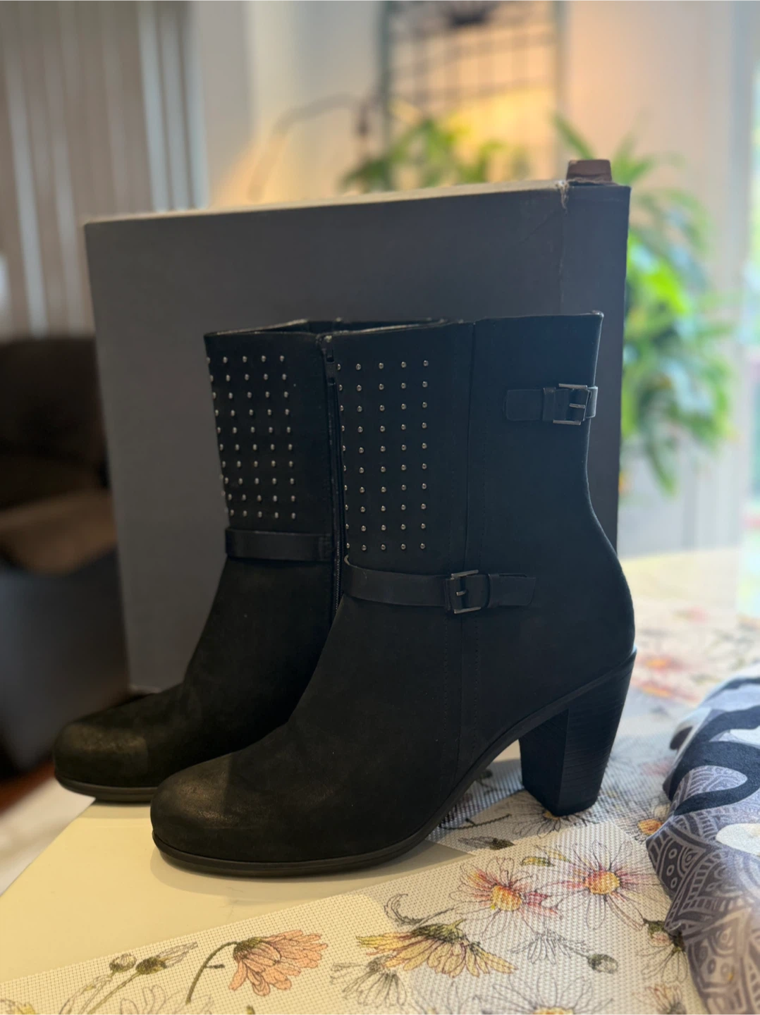 Ecco Women's Studded Black Boots - photo 3