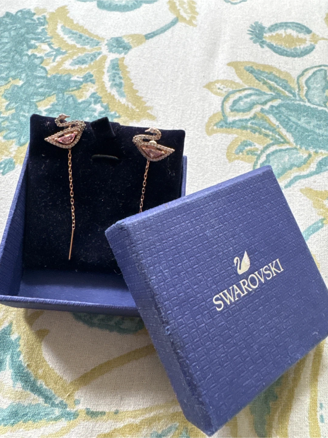 Swarovski Dazzling Swan Pierced Earrings