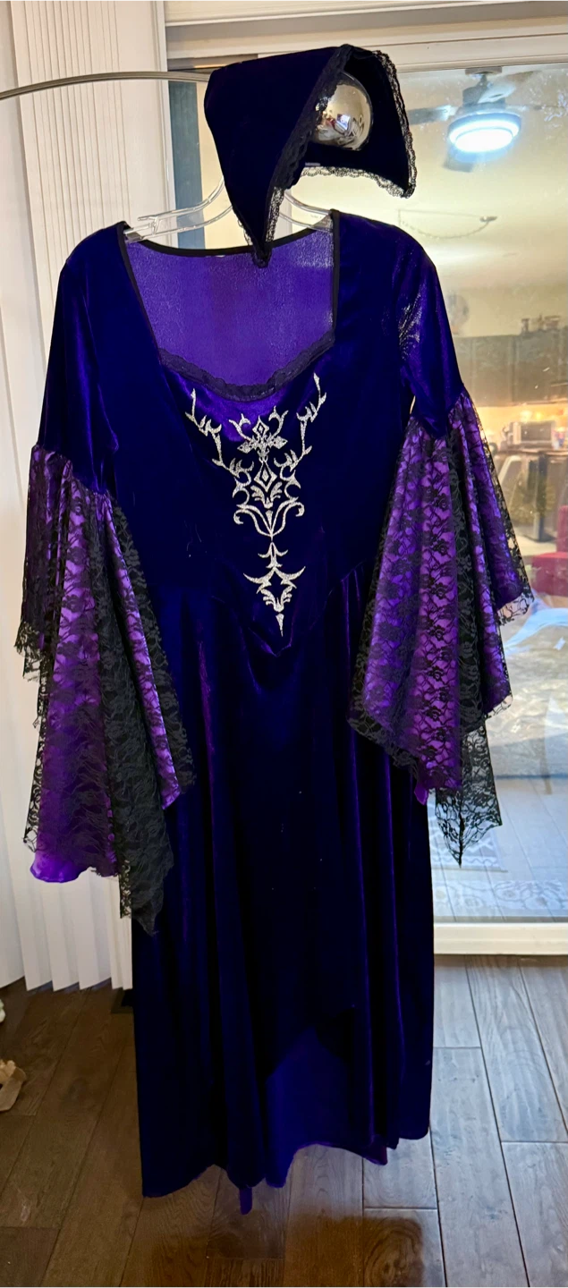 Purple Velvet Renaissance Costume Dress with Hood - photo 2