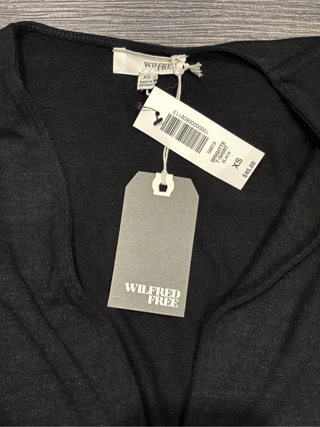 Aritzia Wilfred Free Brigitte T-Shirt - Black - XS - photo 2