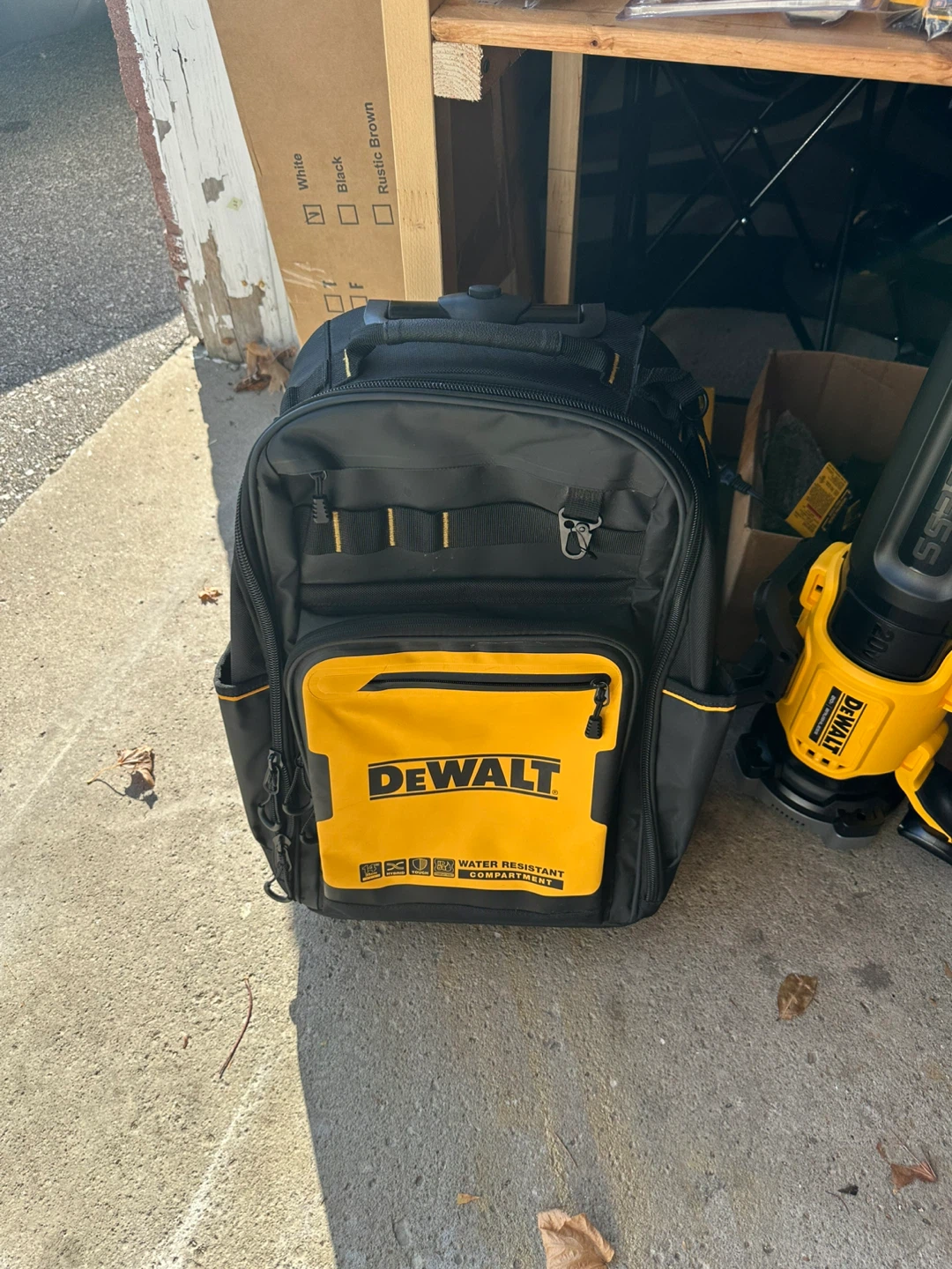 DeWalt Rolling Tool Backpack