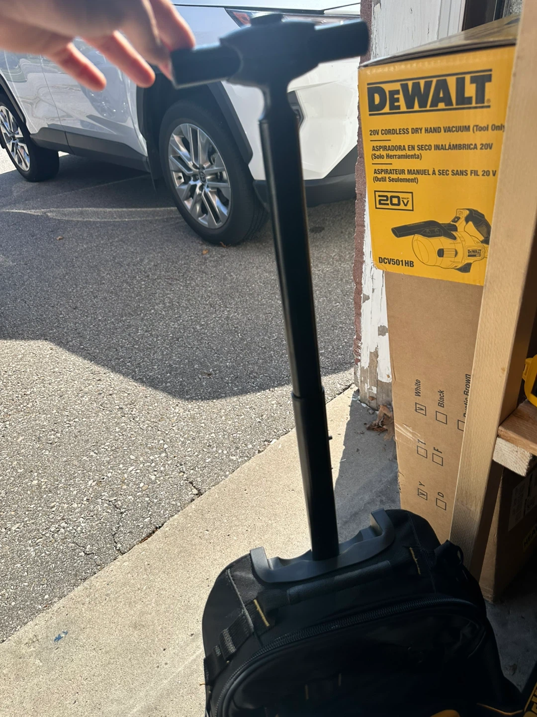 DeWalt Rolling Tool Backpack - photo 2
