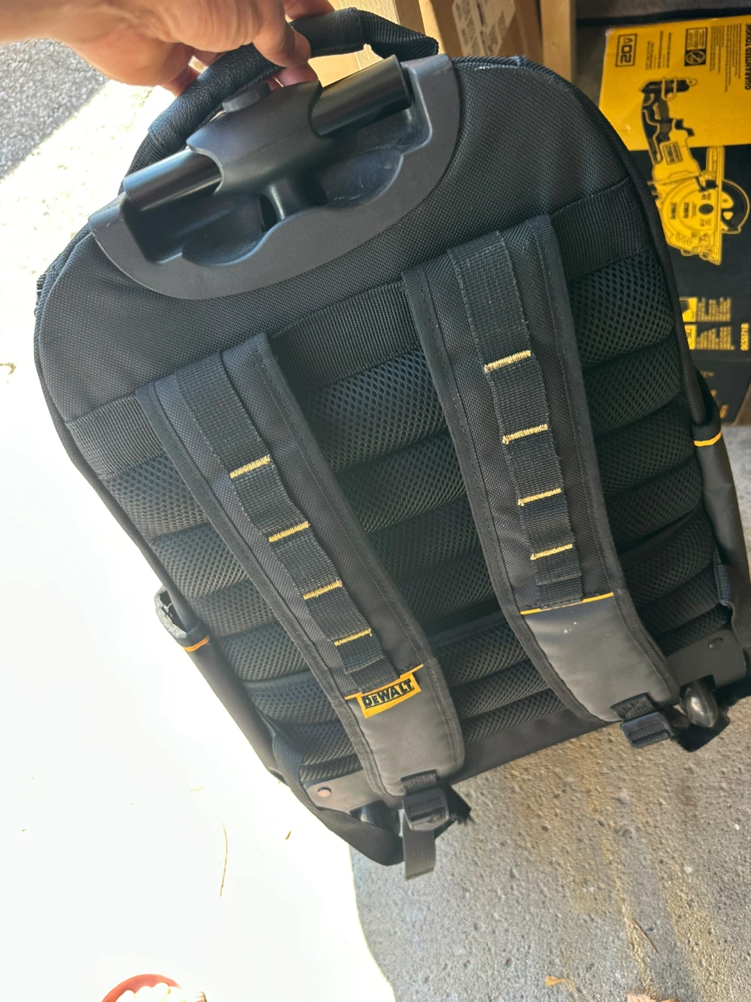 DeWalt Rolling Tool Backpack - photo 5