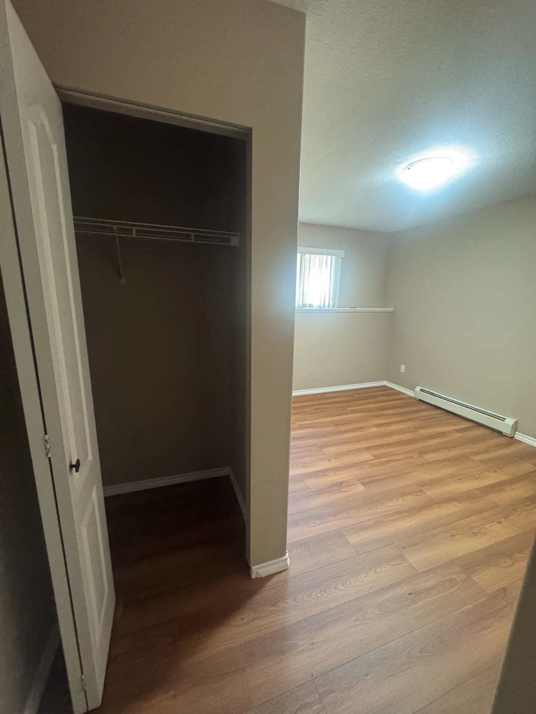 2 Bedroom 1 Bathroom basement suite. - photo 3
