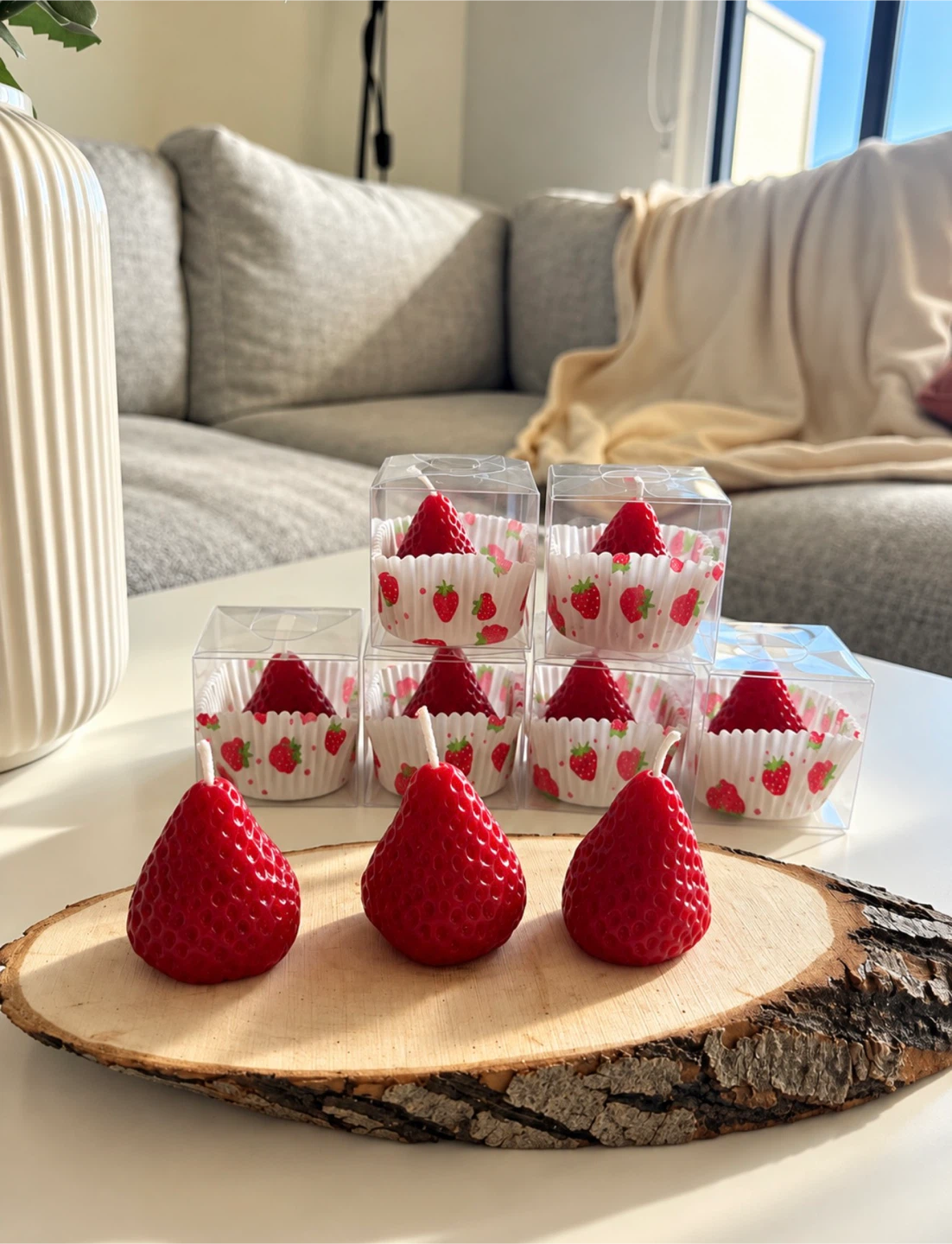 Strawberry Shaped natural soy Candles - photo 2