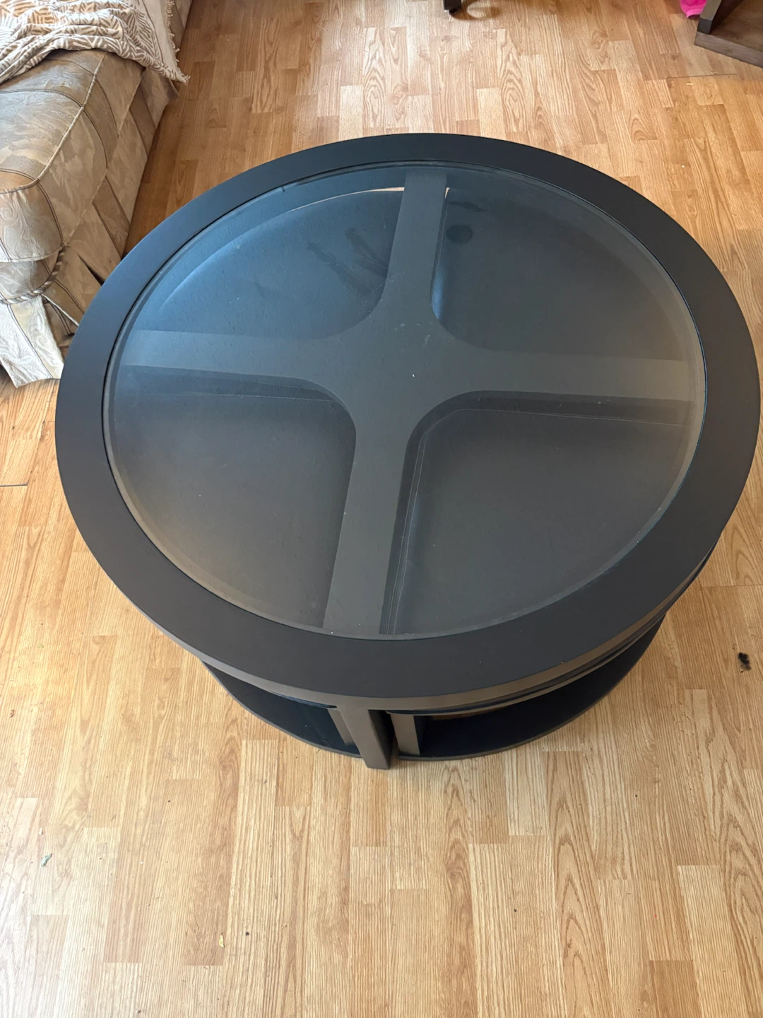 Round Glass Coffee Table with 4 Nesting Stools - photo 2