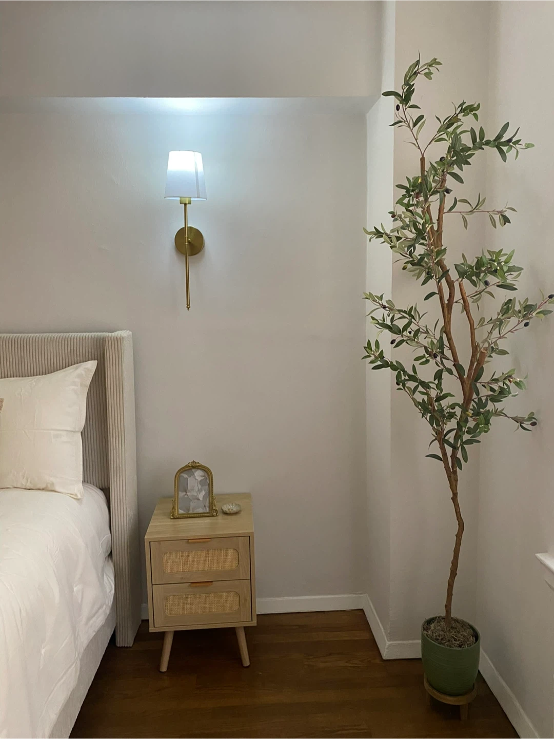 Beautiful Condo for SALE $260,000 - photo 2
