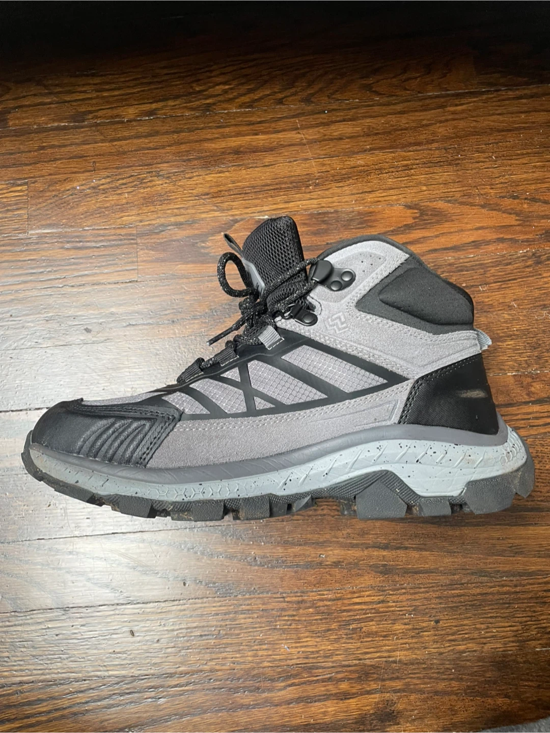 Hi-Tec Hiking Boots - Grey/Black - Size US 7 MENS - photo 3