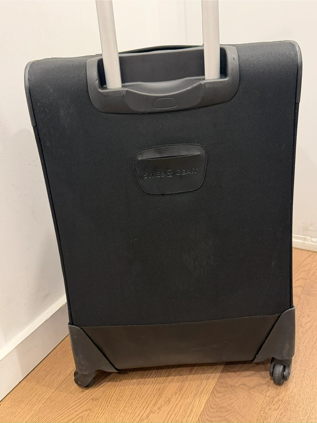 SwissGear Spinner Luggage Black and Lime - photo 3