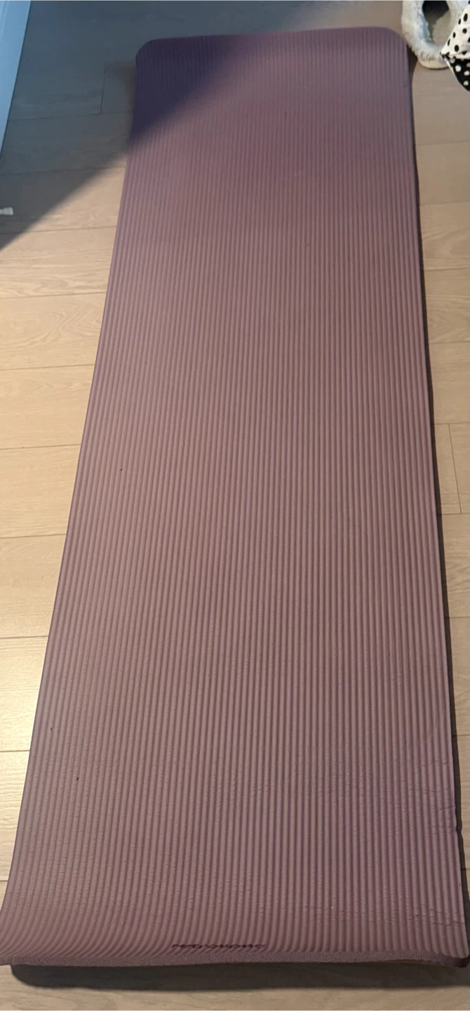 Gaiam light resistance band and yoga mat - photo 2