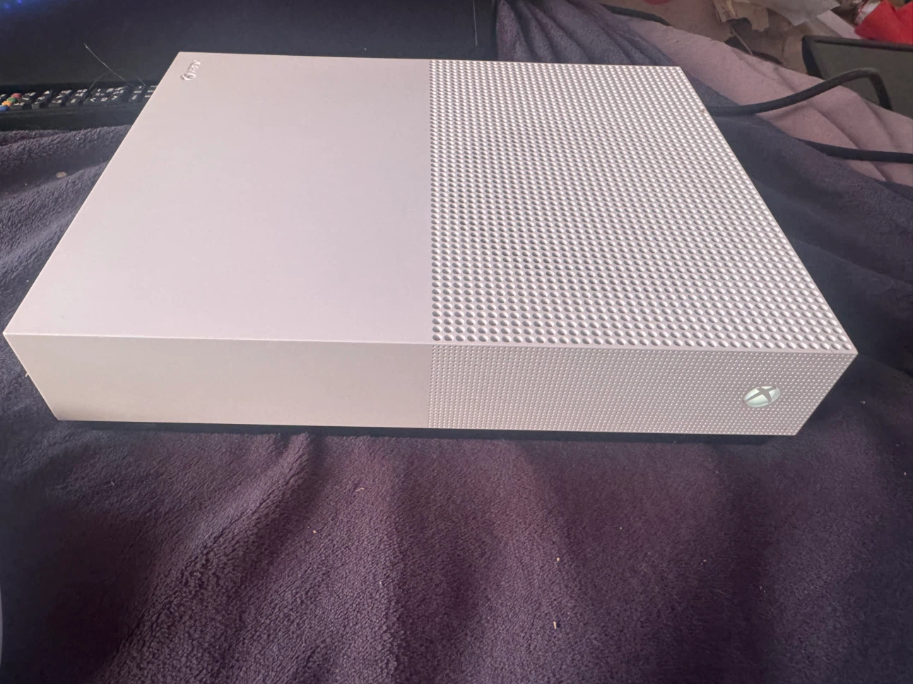 Xbox One S Console (1tb) - photo 2