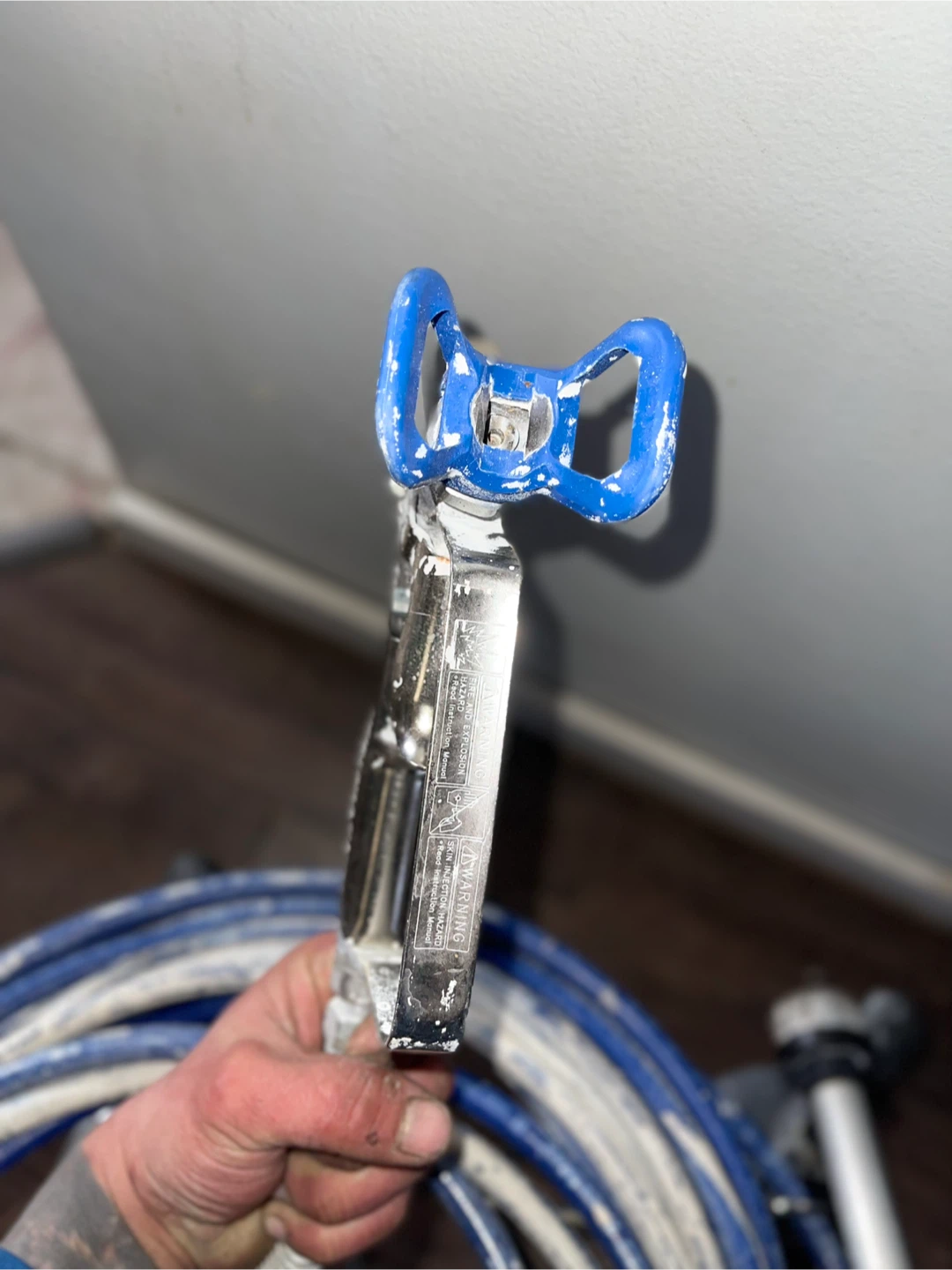 Graco 390 PC Electric Airless Sprayer - photo 4