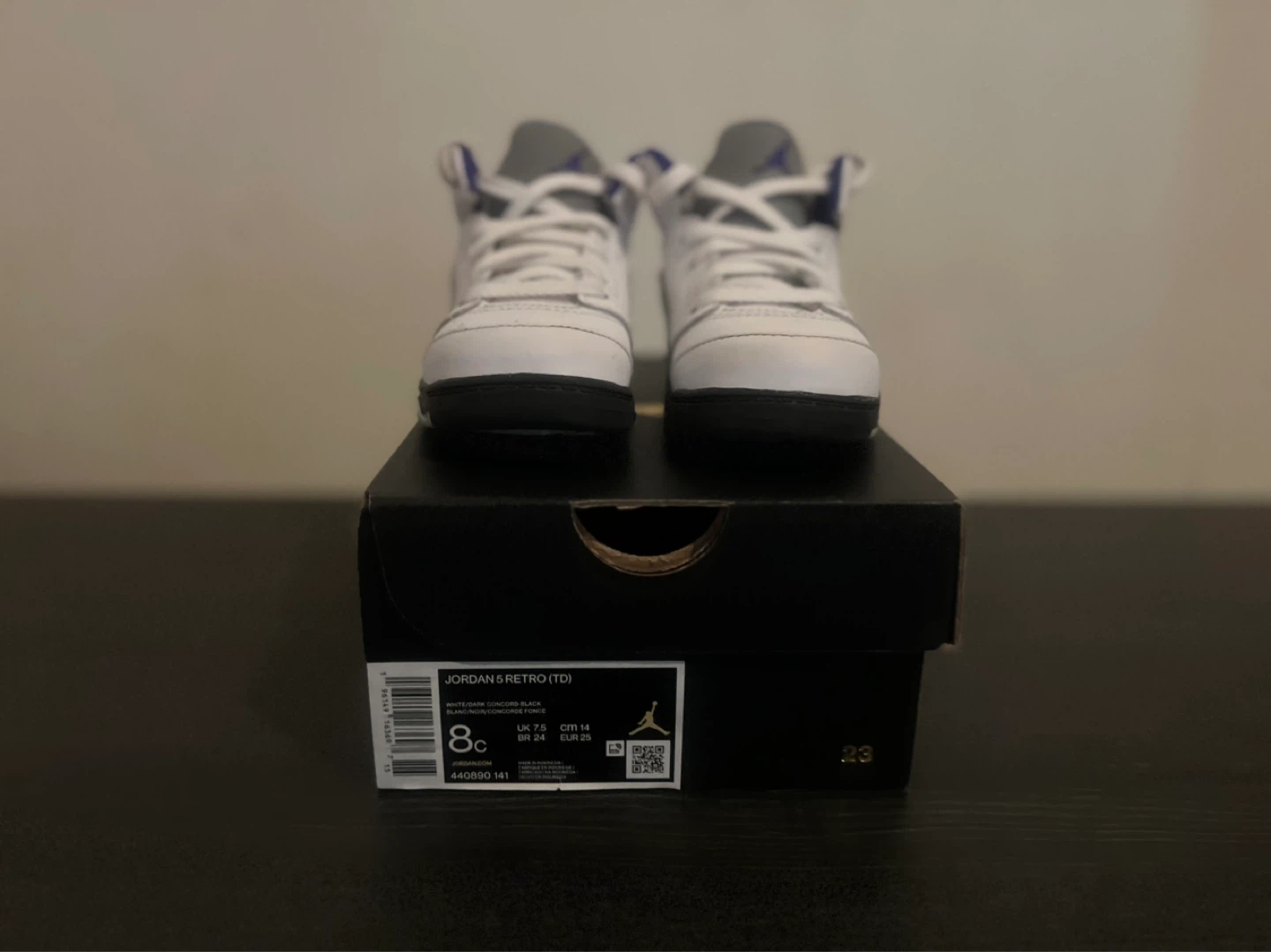 Air Jordan 5 Retro “Grapes” White, Dark Concord, Blk - photo 4