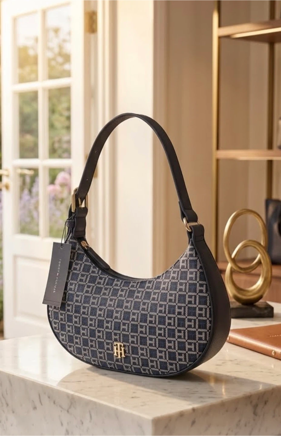 Tommy Hilfiger Monogram Shoulder Bag - photo 2