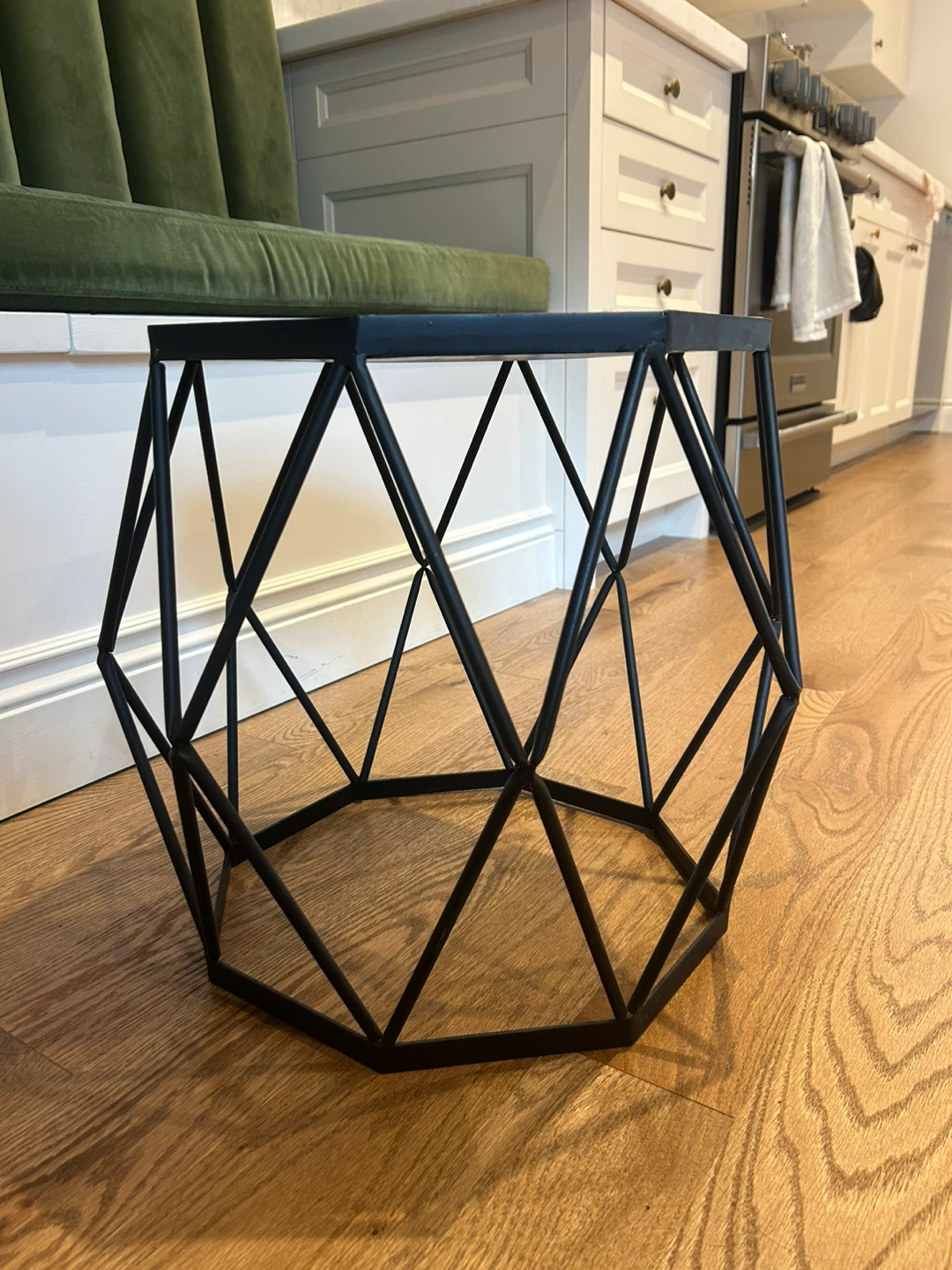 Geometric Side Table - photo 3