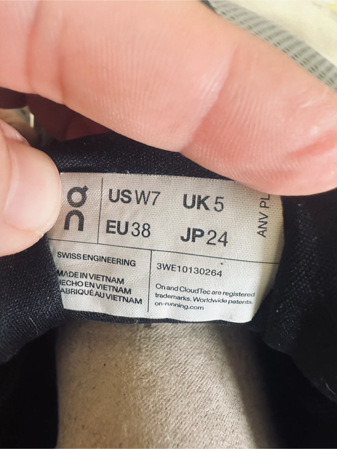 On Running CloudTec Shoes Black - photo 4