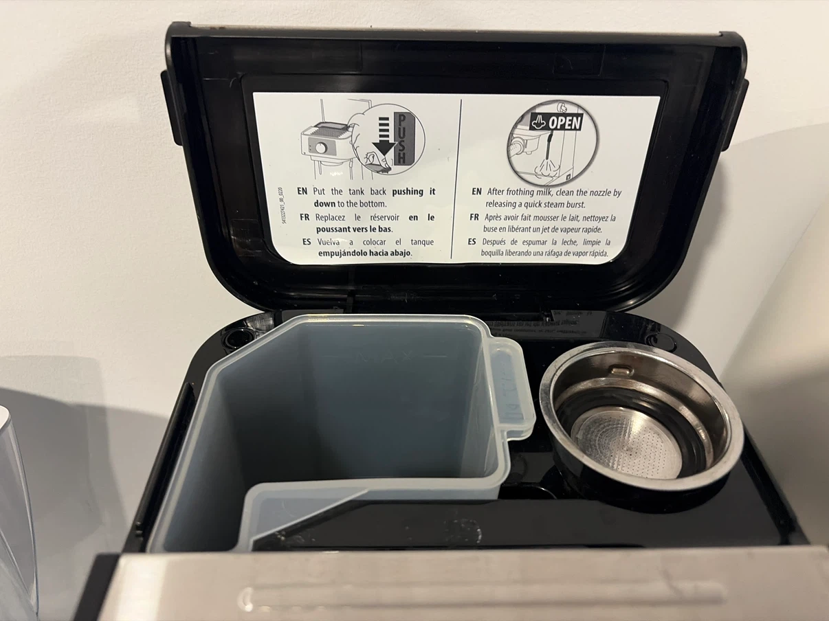 DeLonghi Espresso Machine - photo 4