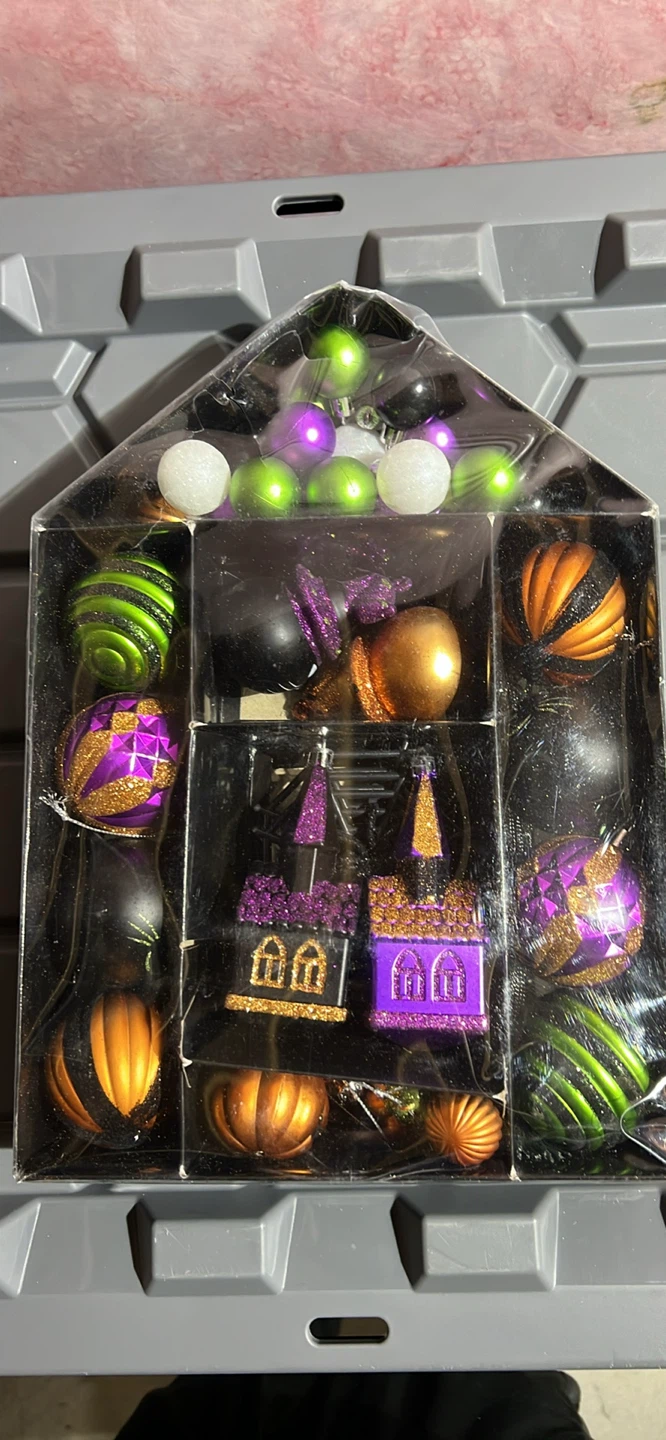 Halloween Ornament Set