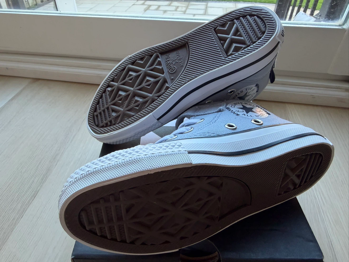 Converse CTAS Malden Street 1V Mid Shoes - Size 11 US Youth - photo 3