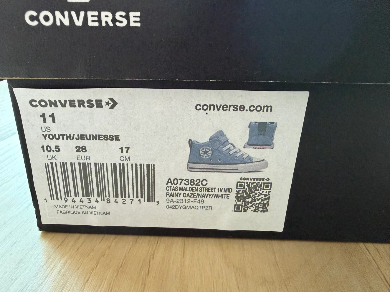 Converse CTAS Malden Street 1V Mid Shoes - Size 11 US Youth - photo 4