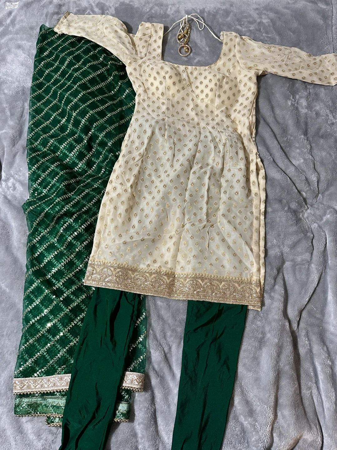 Green and Cream salwar kameez Suit