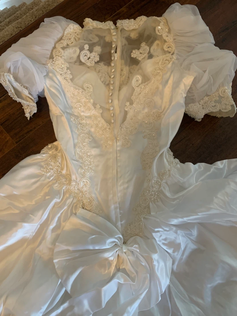 Wedding Dress-(1990’s) - photo 4