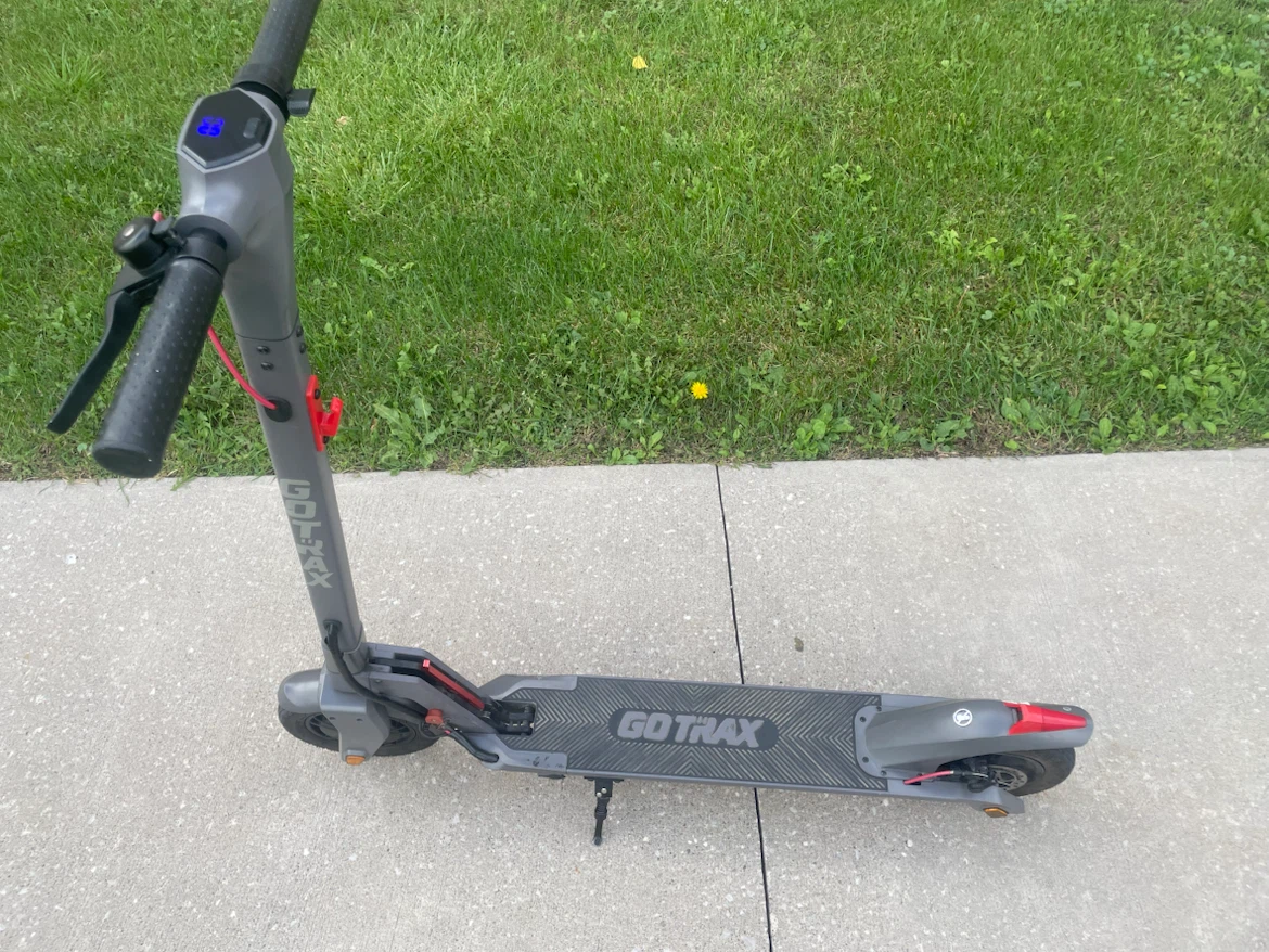 gotrax xr pro electric scooter - photo 2