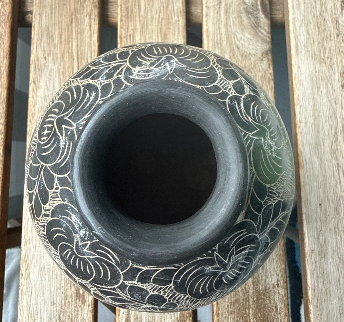 Handcrafted Nicaragua Pottery Vase - photo 3