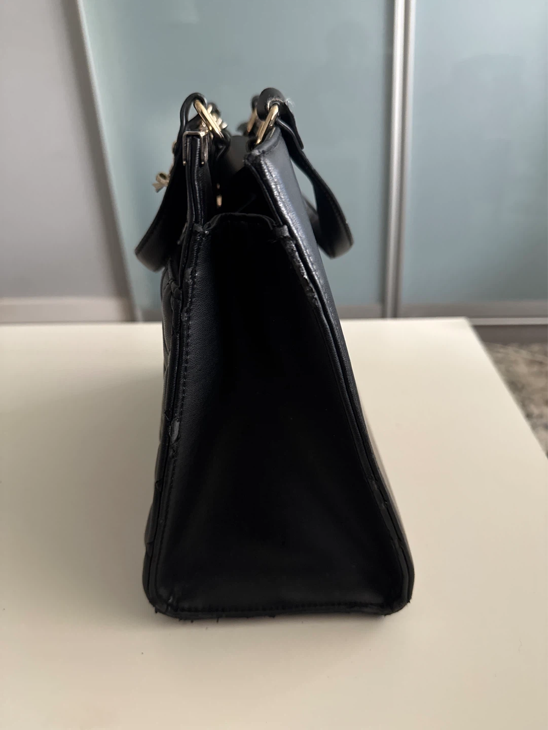 Guess Black Quilted Handbag - photo 3