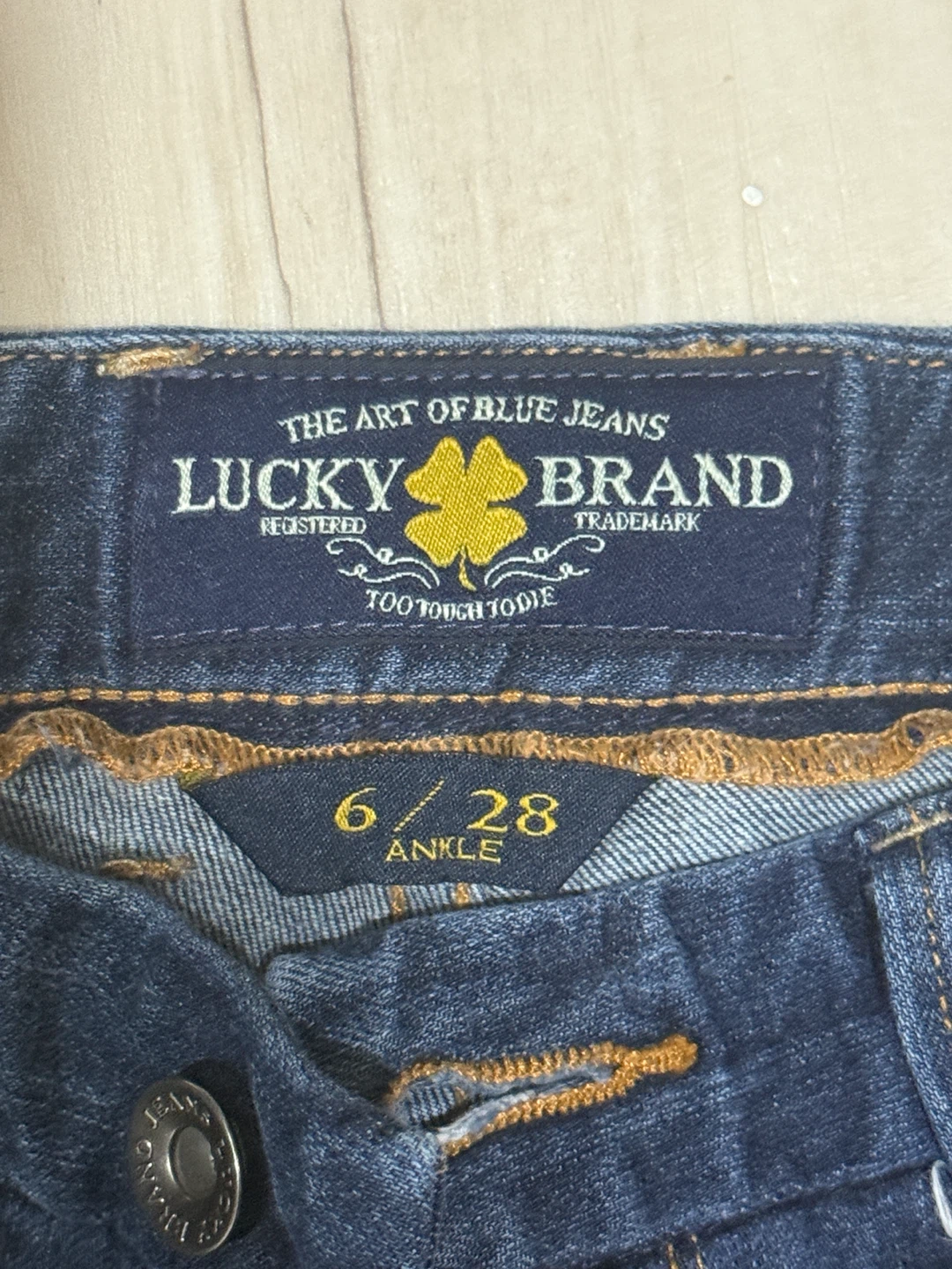 Lucky Brand Ankle Jeans Size 6/28 - photo 4