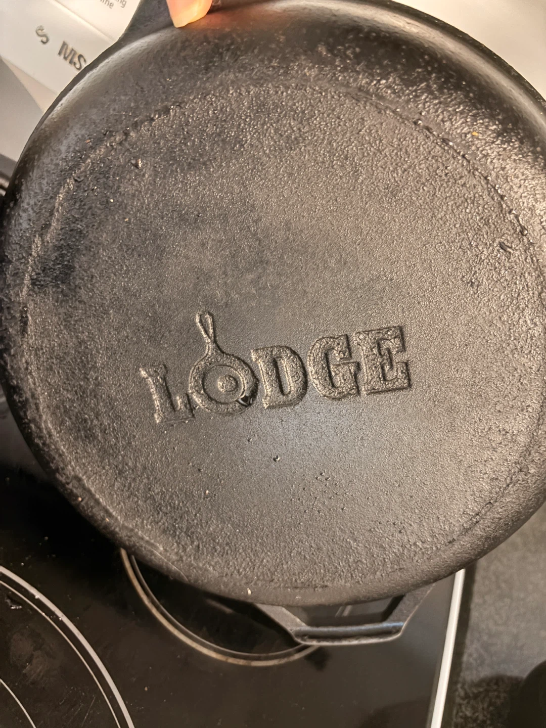 Lodge Cast Iron pans and baking tray