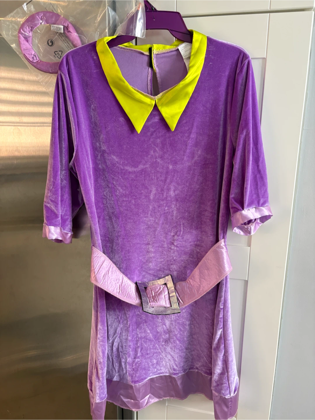 NEW Ladies MED Costumes - photo 3