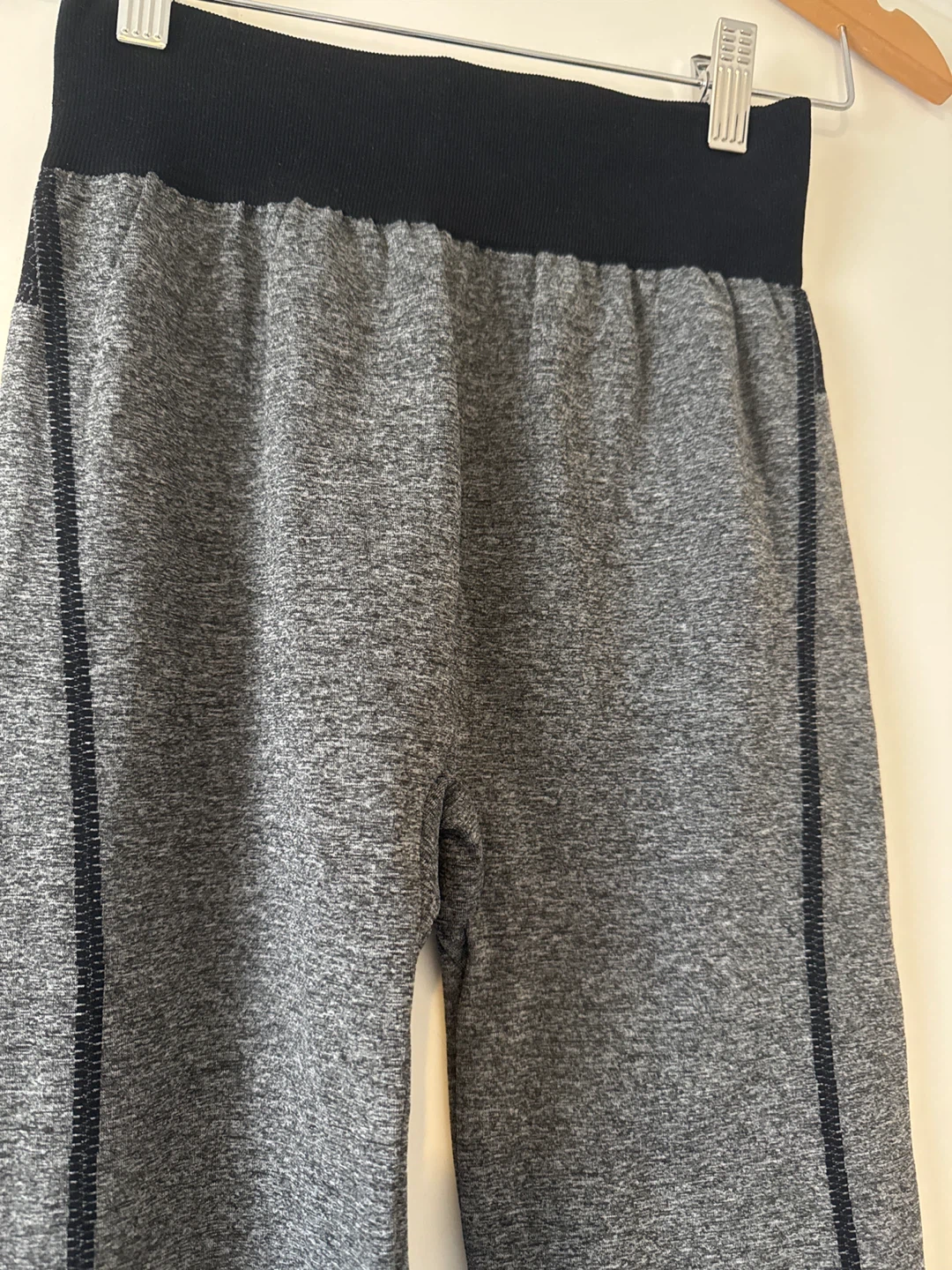 Grey Athletic Leggings - photo 3