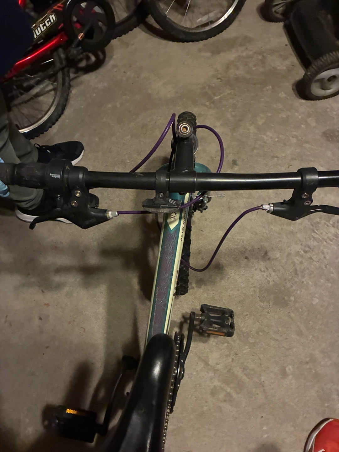 Movelo Algonquin 20 inch Mountain Bike - photo 4