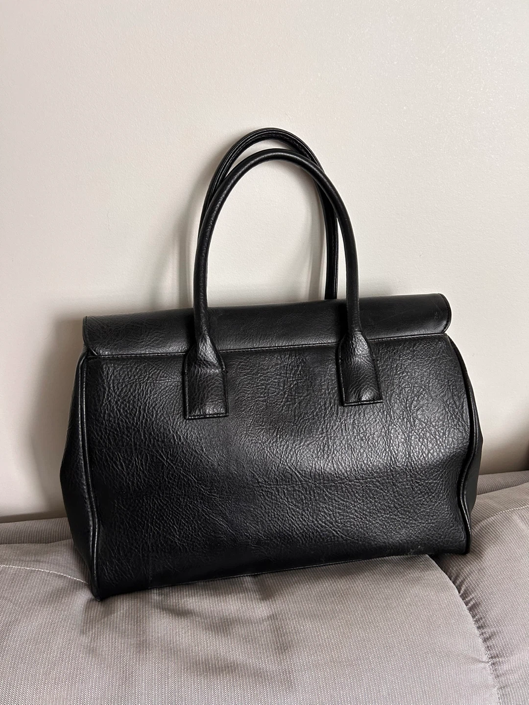 Matt & Nat “Clarke” Unisex Black Satchel Handbag - photo 2