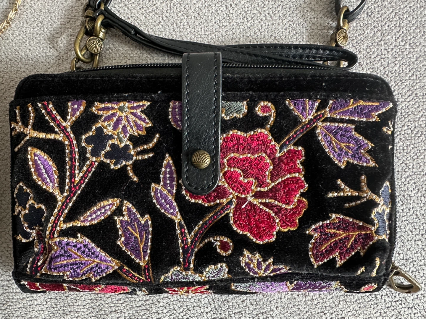 Two Decorative Crossbody Bags - photo 2
