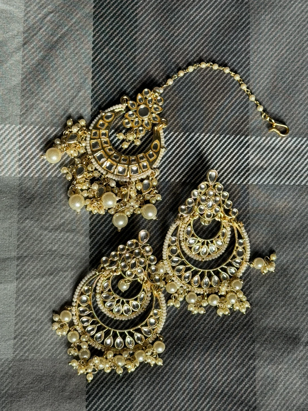 Tikka and earrings set