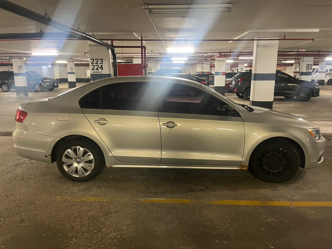 2011 Volkswagen Jetta AS IS - photo 3