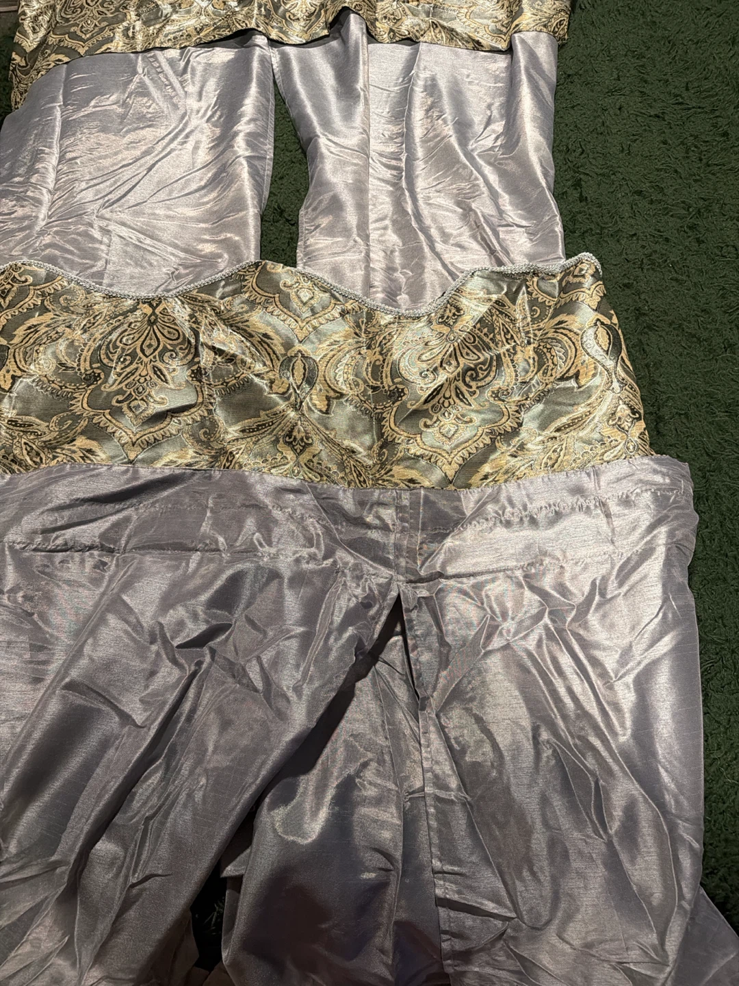 Damask Pattern Curtains - photo 3