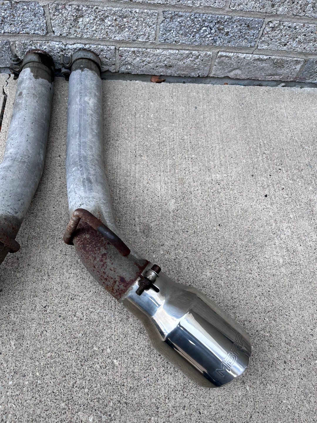 Camaro SS MBRP Axleback Exhaust - photo 2