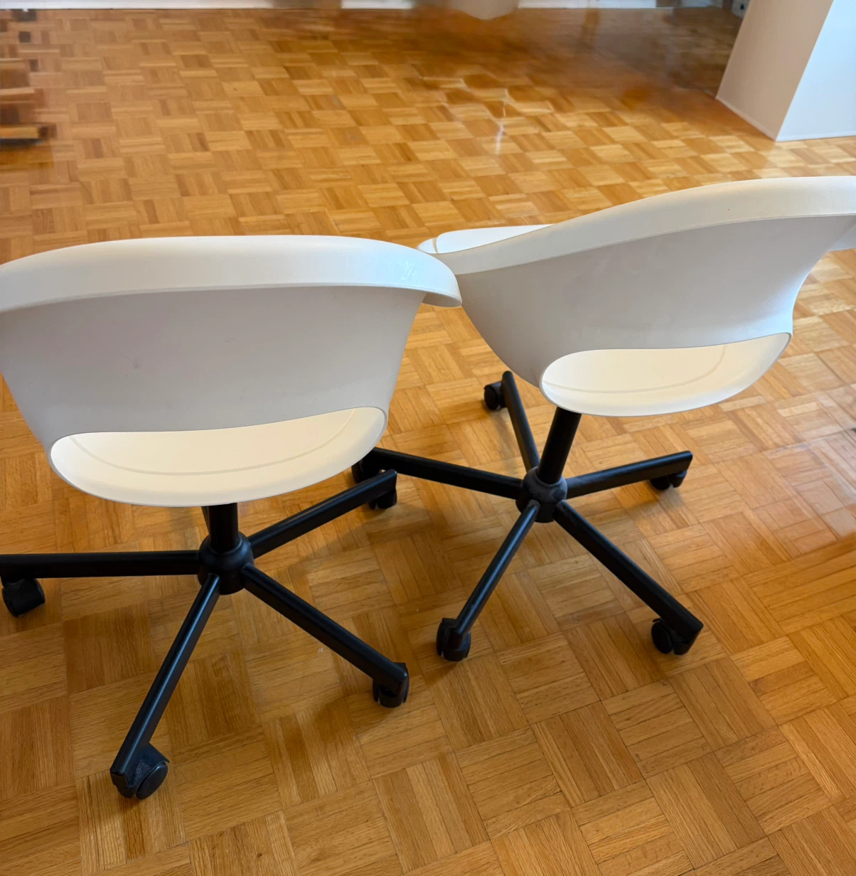 LOBERGET / MALSKÄR Swivel chair, white/black - photo 2